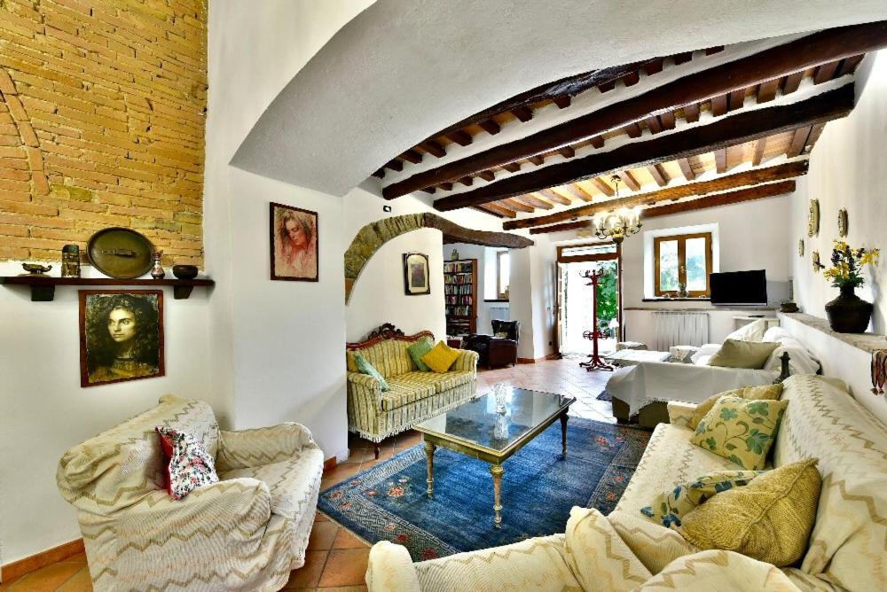 Agriturismo Corvaia Radicofani Exterior photo